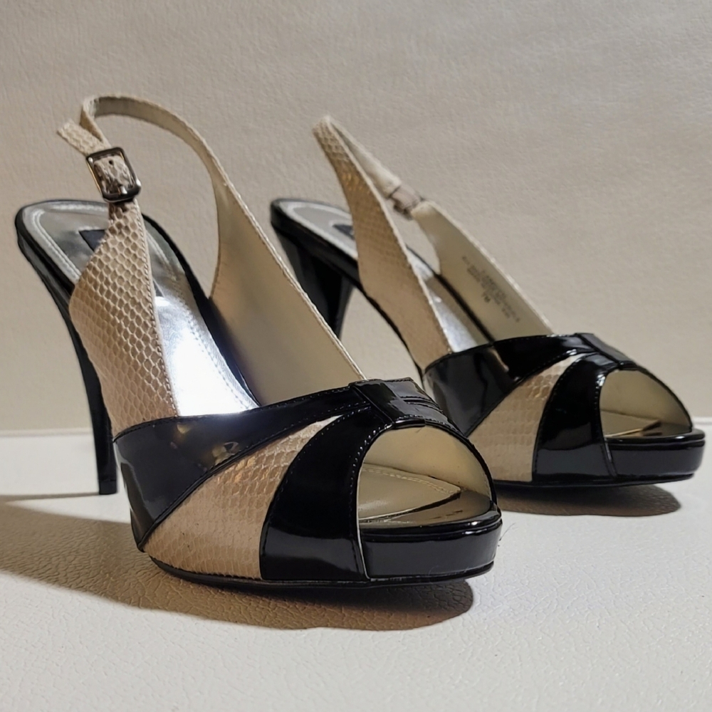 White House Black Market Camdyn Sling Back Peep Toe Heel Sz 7